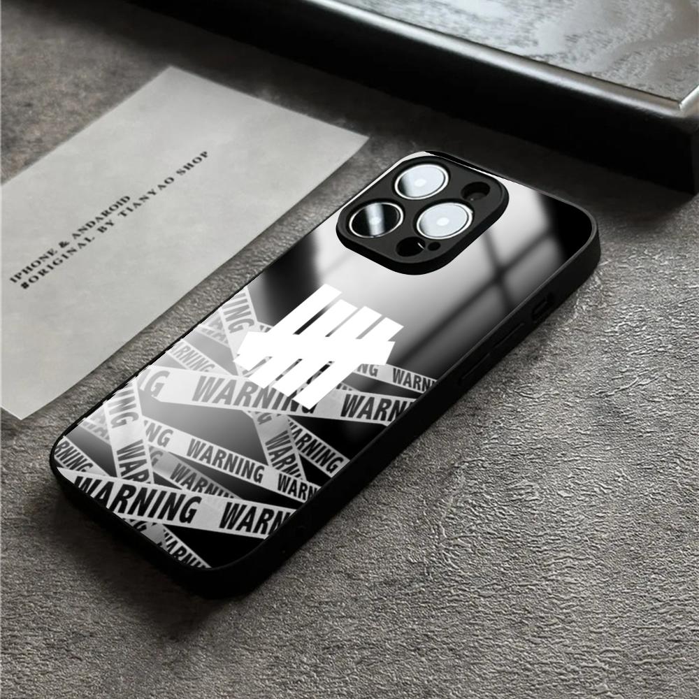 Capa de Celular Magnética de V - Phone Cases Iphone 13 avaliação e preço