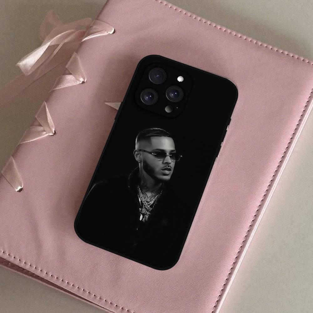 Capa de Silicone Preta Retrô E - Phone Cases Quirky avaliação e preço